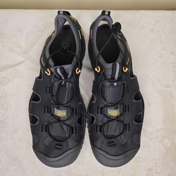 Keen Other - Keen Solr Water Shoe Sandal Men's Size 12 Black/Gold